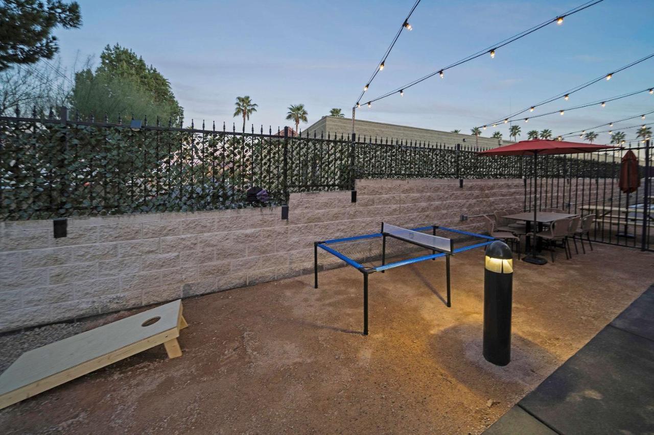 La Quinta Inn & Suites By Wyndham Tempe University, Phoenix Екстериор снимка