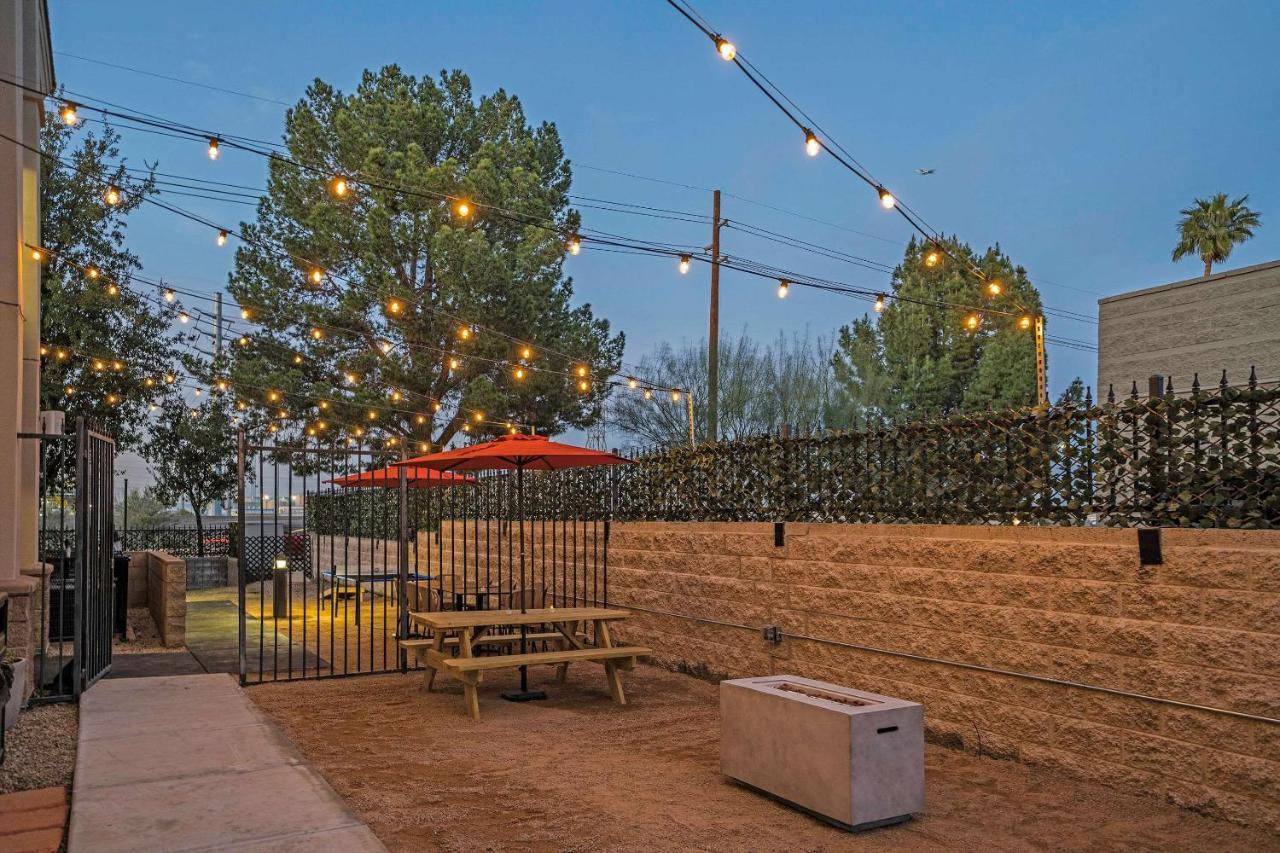 La Quinta Inn & Suites By Wyndham Tempe University, Phoenix Екстериор снимка