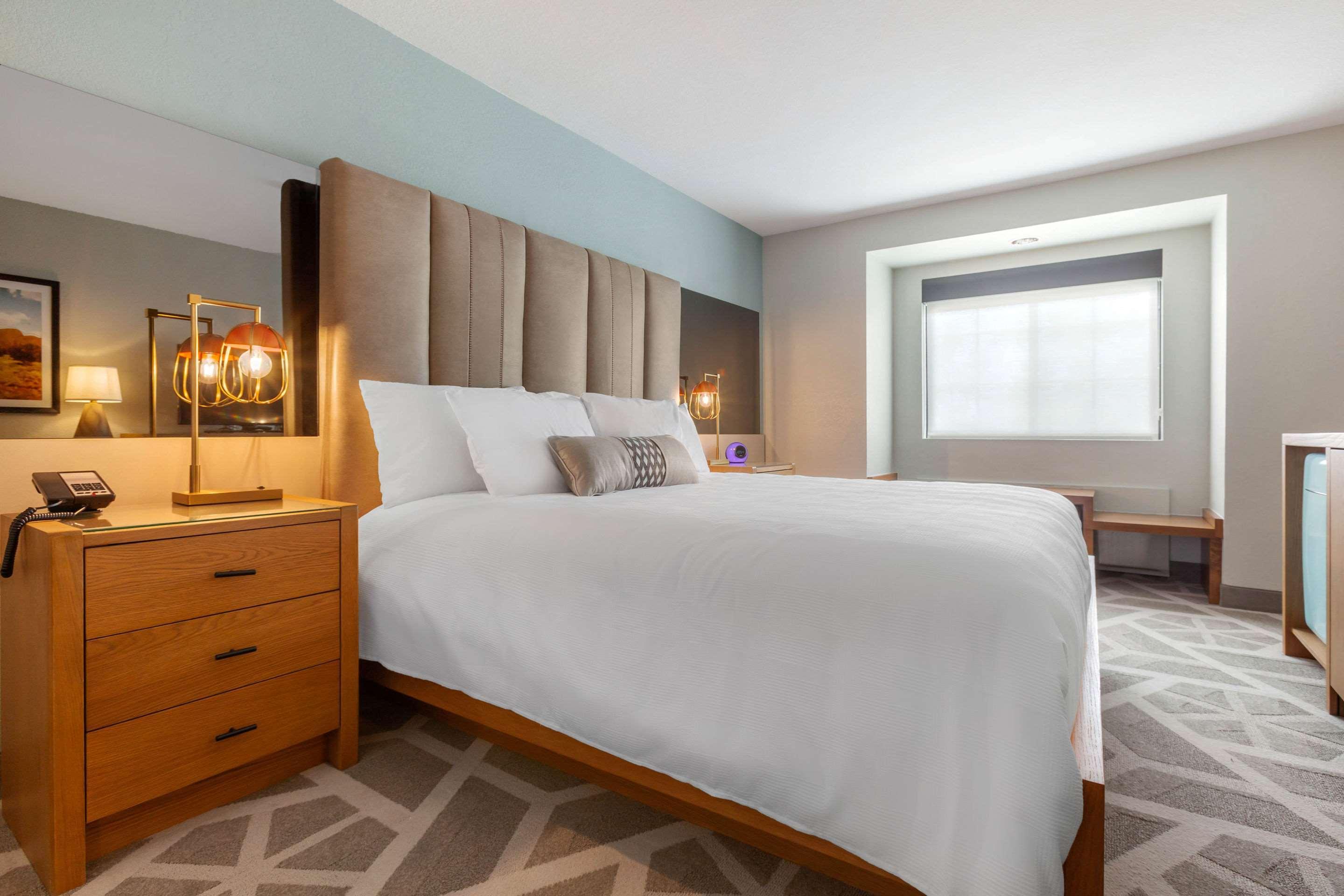 La Quinta Inn & Suites By Wyndham Tempe University, Phoenix Екстериор снимка
