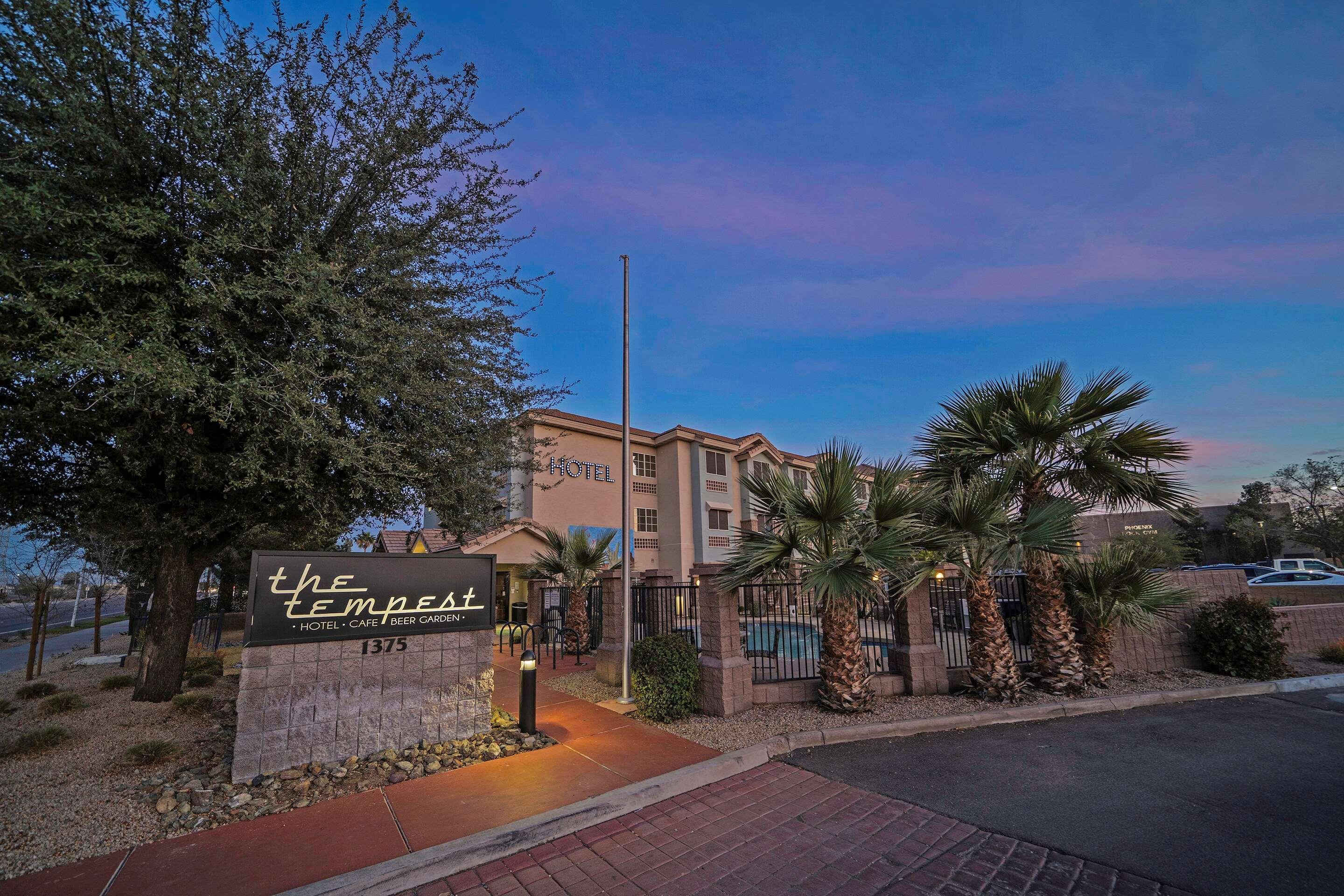 La Quinta Inn & Suites By Wyndham Tempe University, Phoenix Екстериор снимка