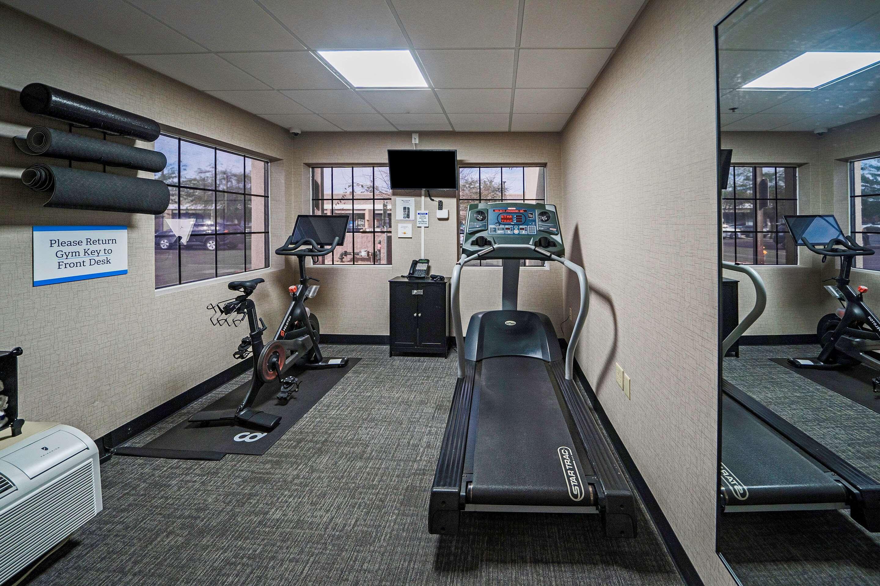 La Quinta Inn & Suites By Wyndham Tempe University, Phoenix Екстериор снимка