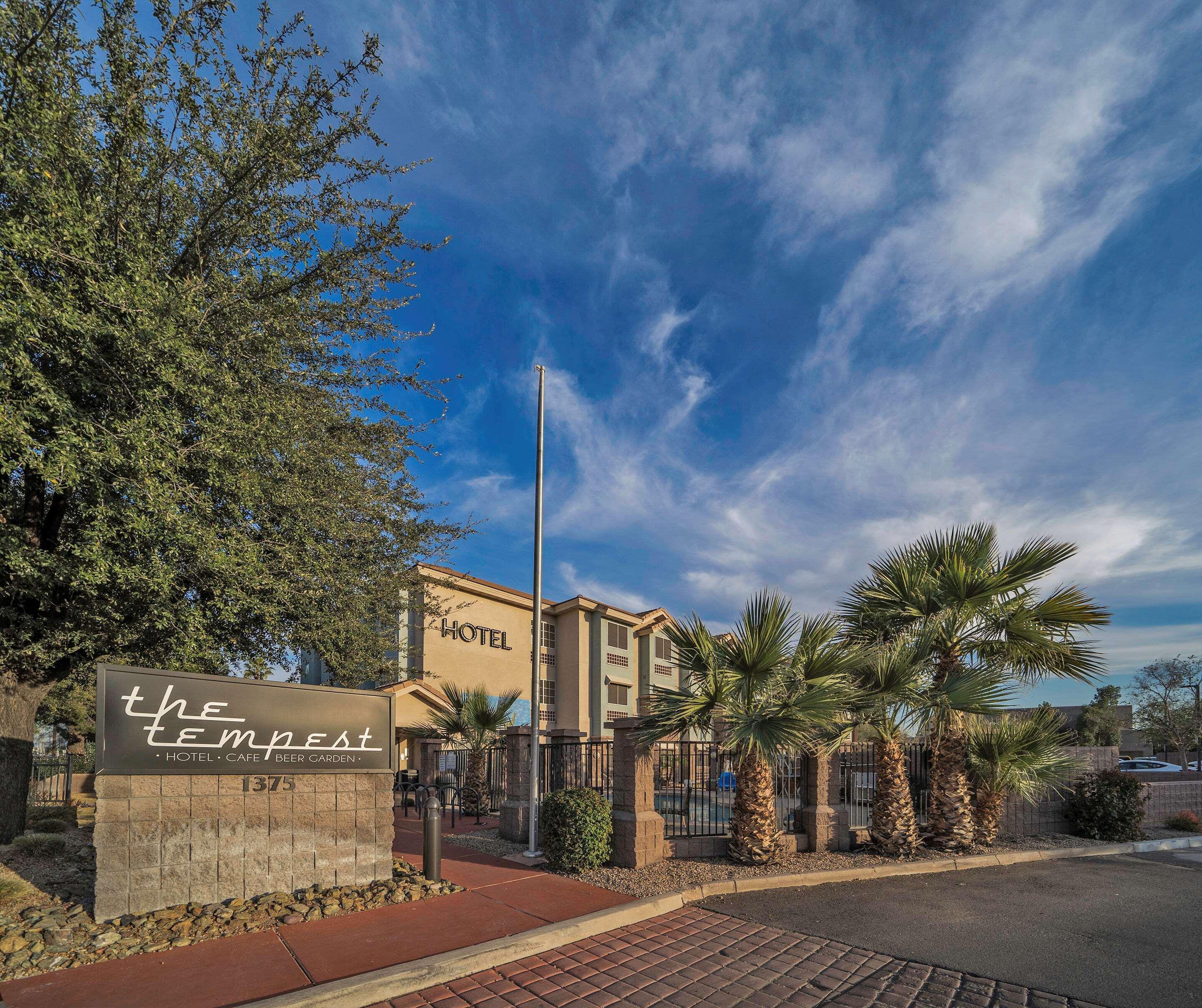 La Quinta Inn & Suites By Wyndham Tempe University, Phoenix Екстериор снимка