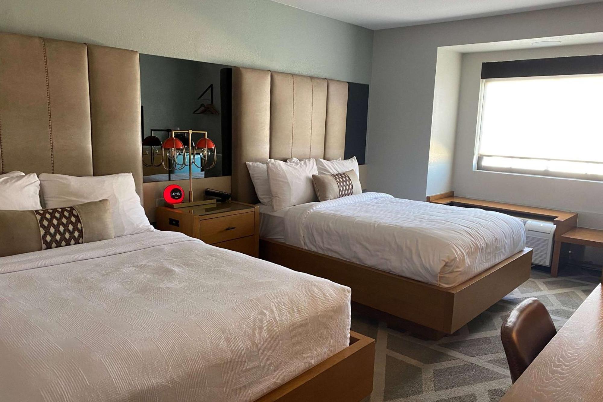 La Quinta Inn & Suites By Wyndham Tempe University, Phoenix Екстериор снимка